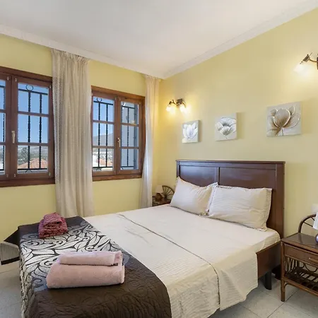 Americas 2 Bedroom Apartment