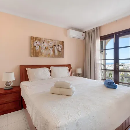 Americas 2 Bedroom Apartment Costa Adeje (Tenerife)